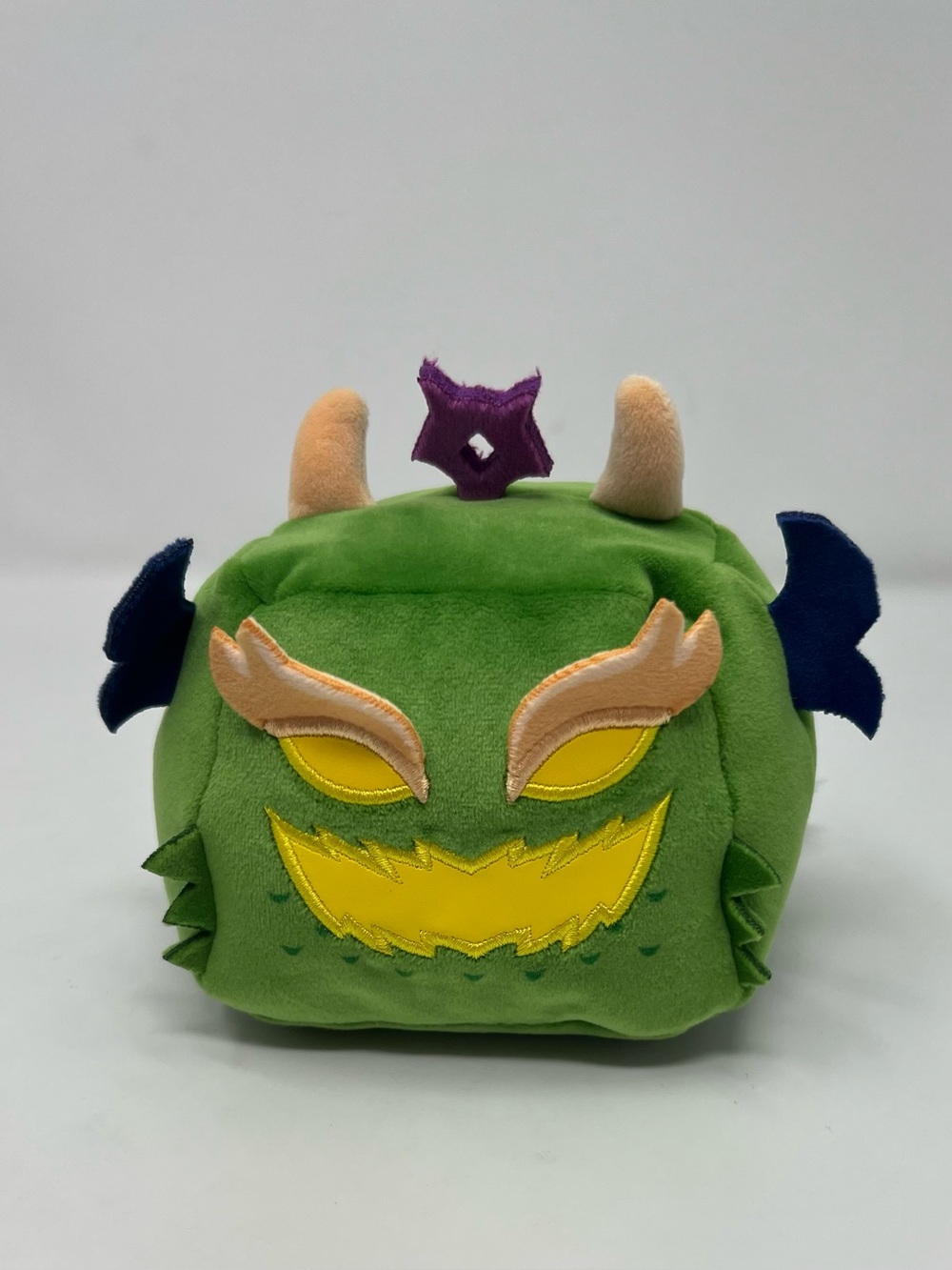 Dragon Fruit Series 3 Blox Fruits 4-Inch  Plush (Rare)